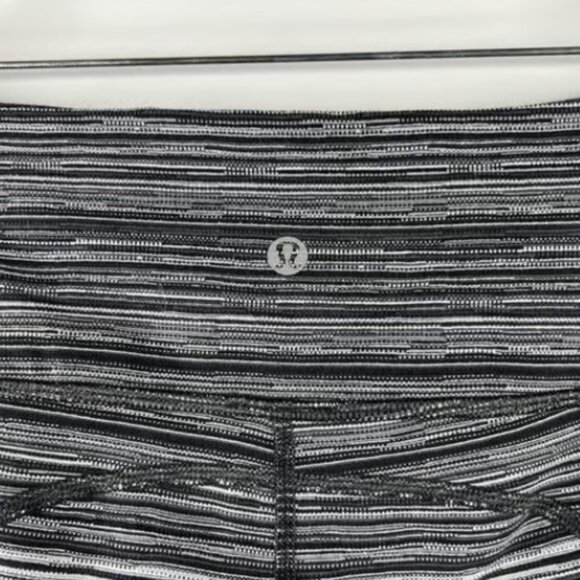 Lululemon Gather & Crow Crop II High Rise Leggings Size 6 Cyber Black Deep Coal - Picture 7 of 8